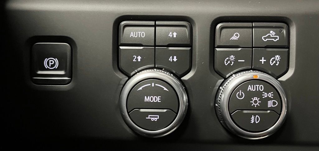 Used 2026 GMC Sierra 3500 Denali Ultimate AWD/4WD image 33