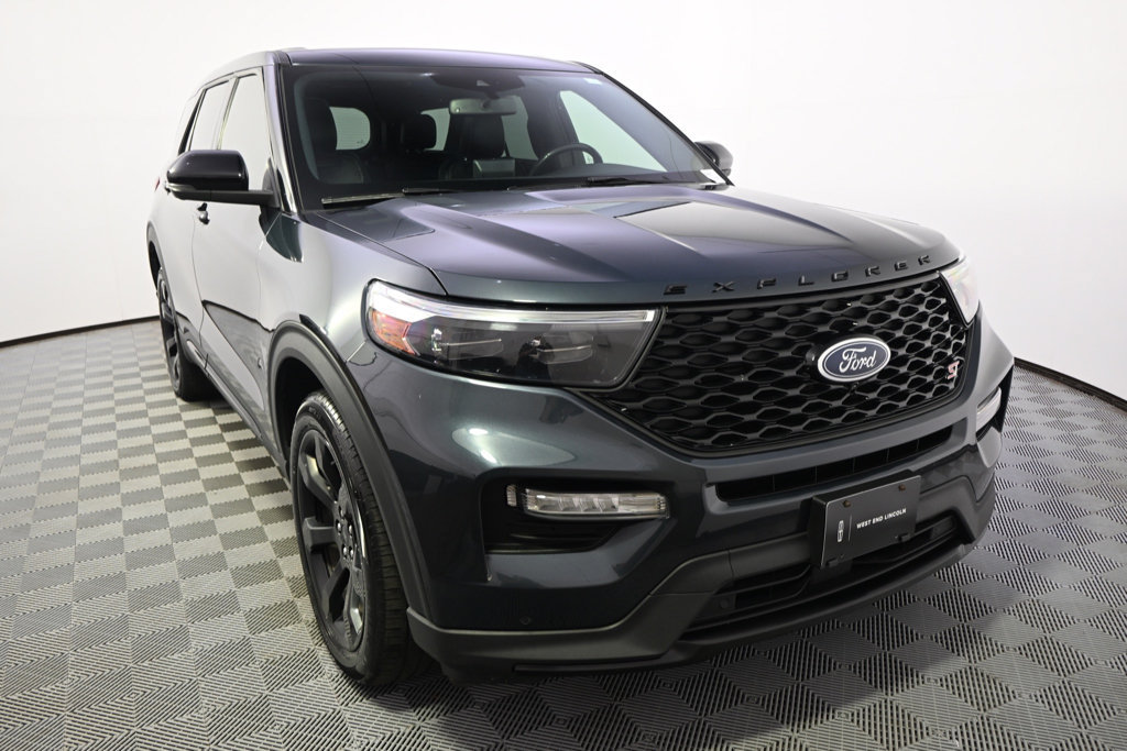 Used 2022 Ford Explorer ST w/ ST Street Pack AWD/4WD image 9