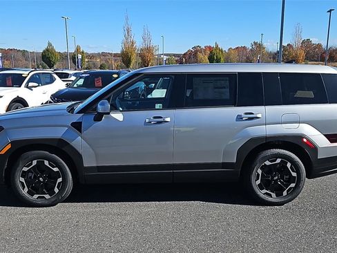 New 2026 Hyundai Santa Fe SE image 4