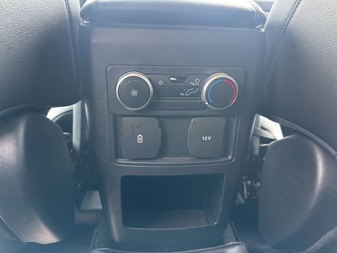 Used 2021 Ford Explorer XLT w/ Equipment Group 202A RWD image 22