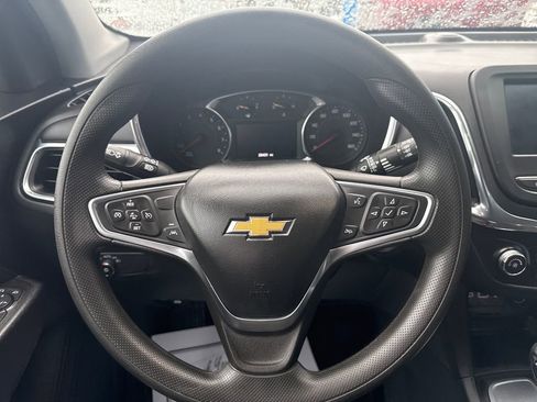 Used 2023 Chevrolet Equinox LT image 17