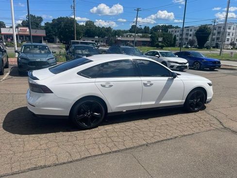 Used 2025 Honda Accord Sport image 18