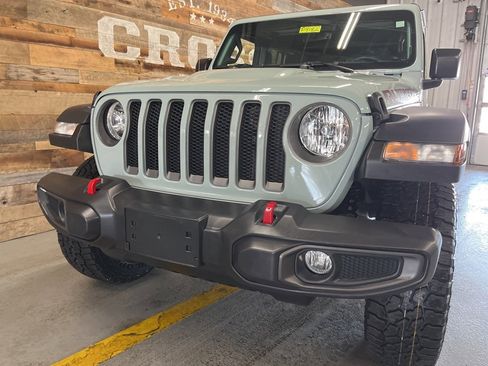 Used 2023 Jeep Wrangler Unlimited Rubicon w/ Dual Top Group image 12