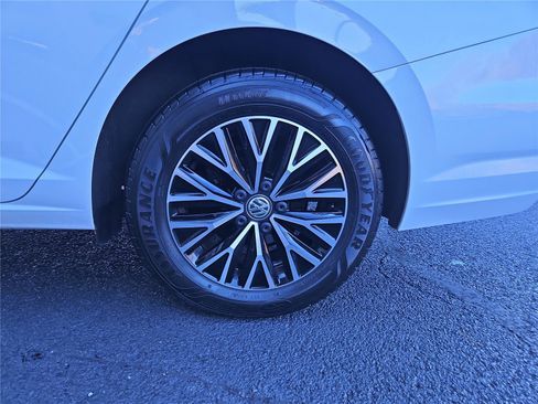 Used 2021 Volkswagen Jetta S w/ Driver Assistance Package image 11