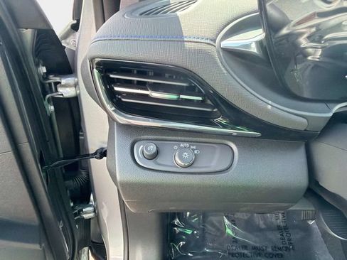New 2026 Buick Envista Sport Touring w/ Convenience I Package FWD image 30