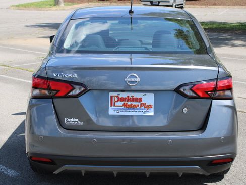 Used 2024 Nissan Versa S w/ Trunk Package FWD image 8
