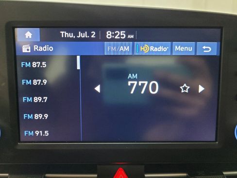 Used 2024 Hyundai Elantra SE FWD image 25