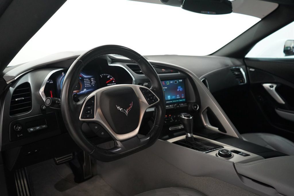Used 2018 Chevrolet Corvette Grand Sport RWD image 15