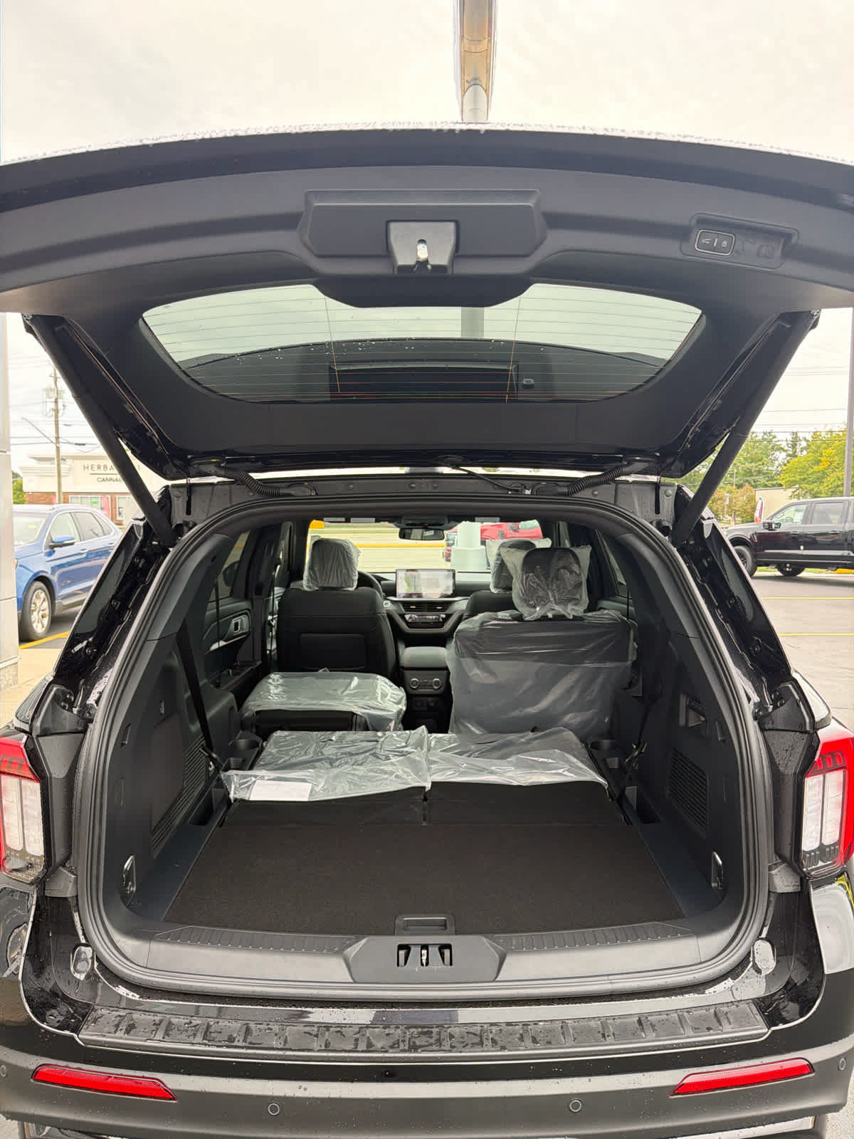 New 2026 Ford Explorer ST w/ Sun And Sound Package AWD/4WD image 8