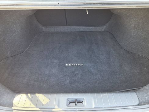 Used 2025 Nissan Sentra S FWD image 28