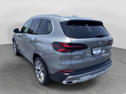 New 2026 BMW X5 xDrive40i w/ Executive Package AWD/4WD image 3