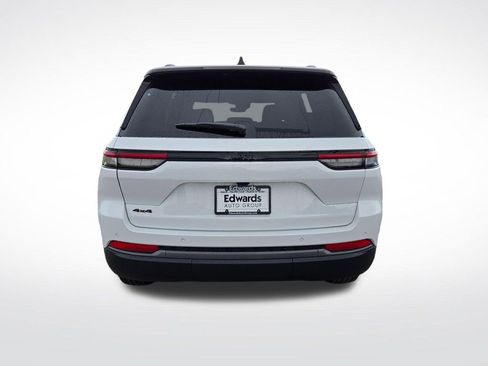 New 2026 Jeep Grand Cherokee Altitude AWD/4WD image 5