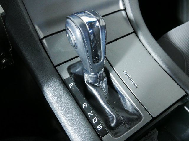 Used 2016 Ford Taurus SEL FWD image 27