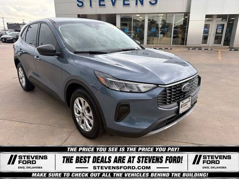 Used 2025 Ford Escape Active FWD image 5