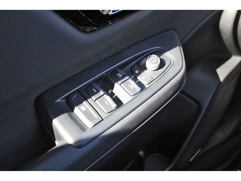 Used 2025 Subaru Forester Sport image 23