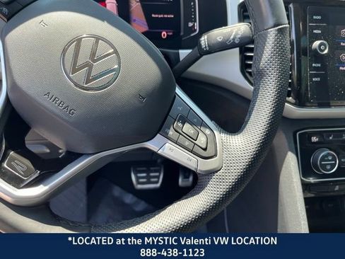 Used 2022 Volkswagen Atlas SEL Premium image 44