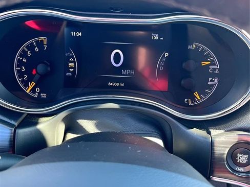 Used 2019 Jeep Grand Cherokee Limited AWD/4WD image 31