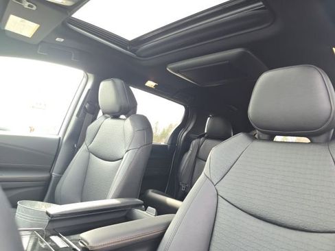 New 2026 Toyota Sienna XLE Woodland Edition image 10