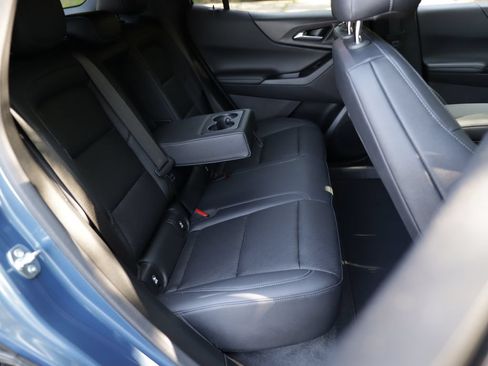 Used 2025 Chevrolet Equinox LT w/ Convenience Package II FWD image 31