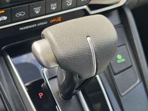 Used 2019 Honda CR-V LX image 20