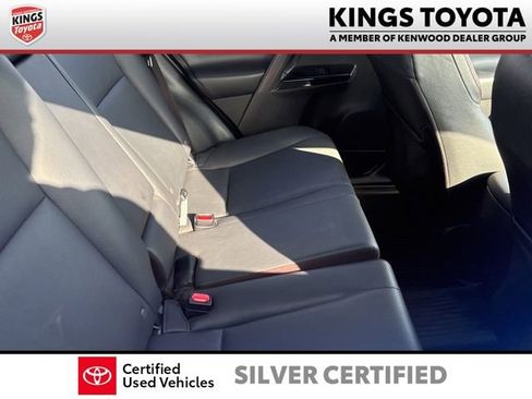 Used 2017 Toyota RAV4 SE w/ Advanced Technology Package image 9