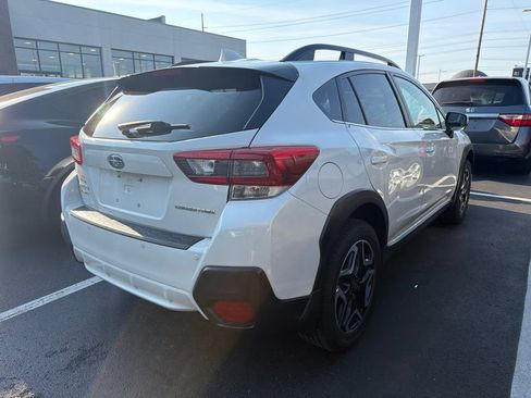 Used 2020 Subaru Crosstrek 2.0i Limited w/ Moonroof Package w/Navigation AWD/4WD image 3