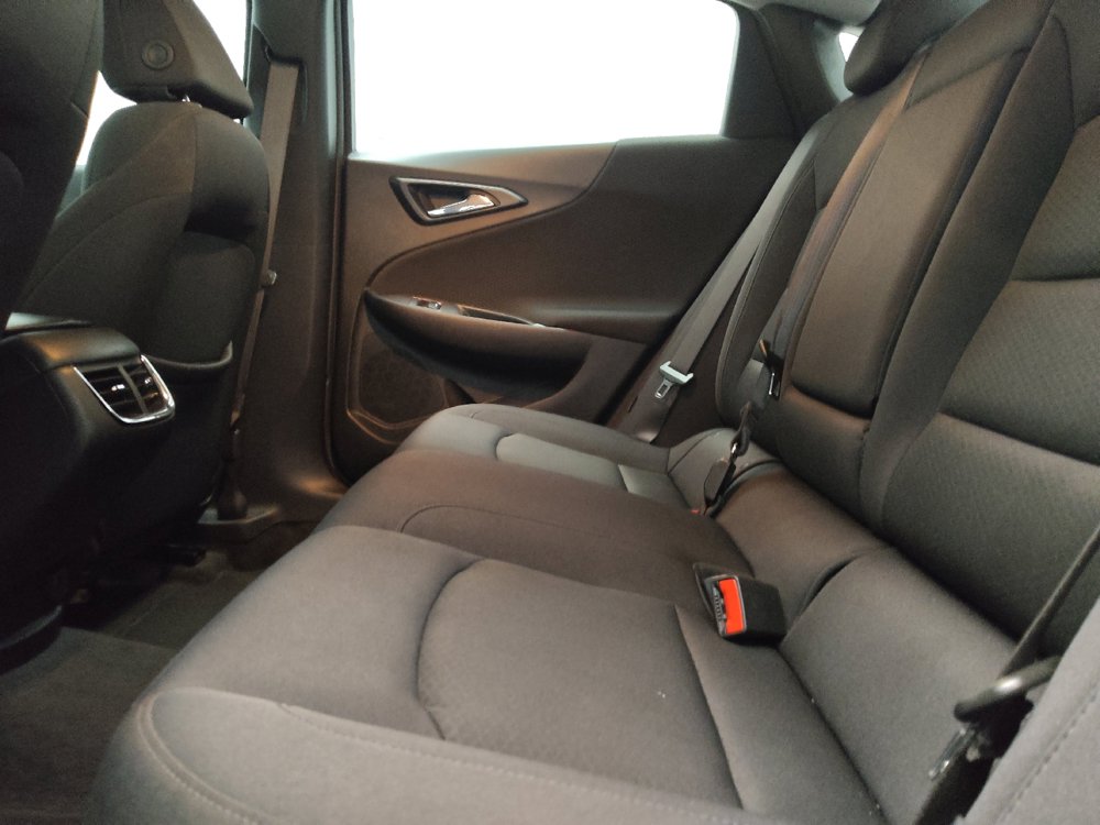 Used 2025 Chevrolet Malibu LT FWD image 18