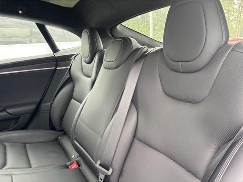Used 2022 Tesla Model S AWD/4WD image 33