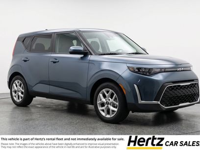 Used 2025 Kia Soul LX w/ LX Technology Package
