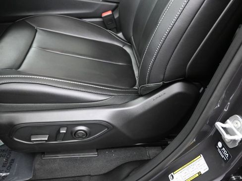 New 2025 Jeep Grand Cherokee L Limited image 15