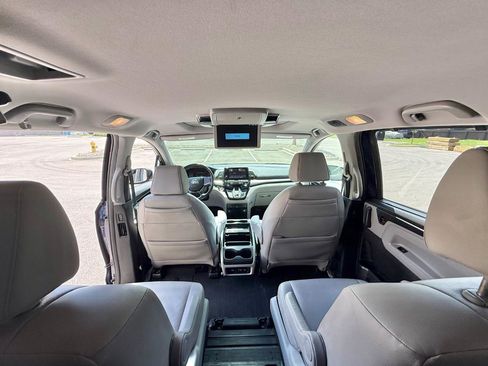 Used 2018 Honda Odyssey Elite image 14