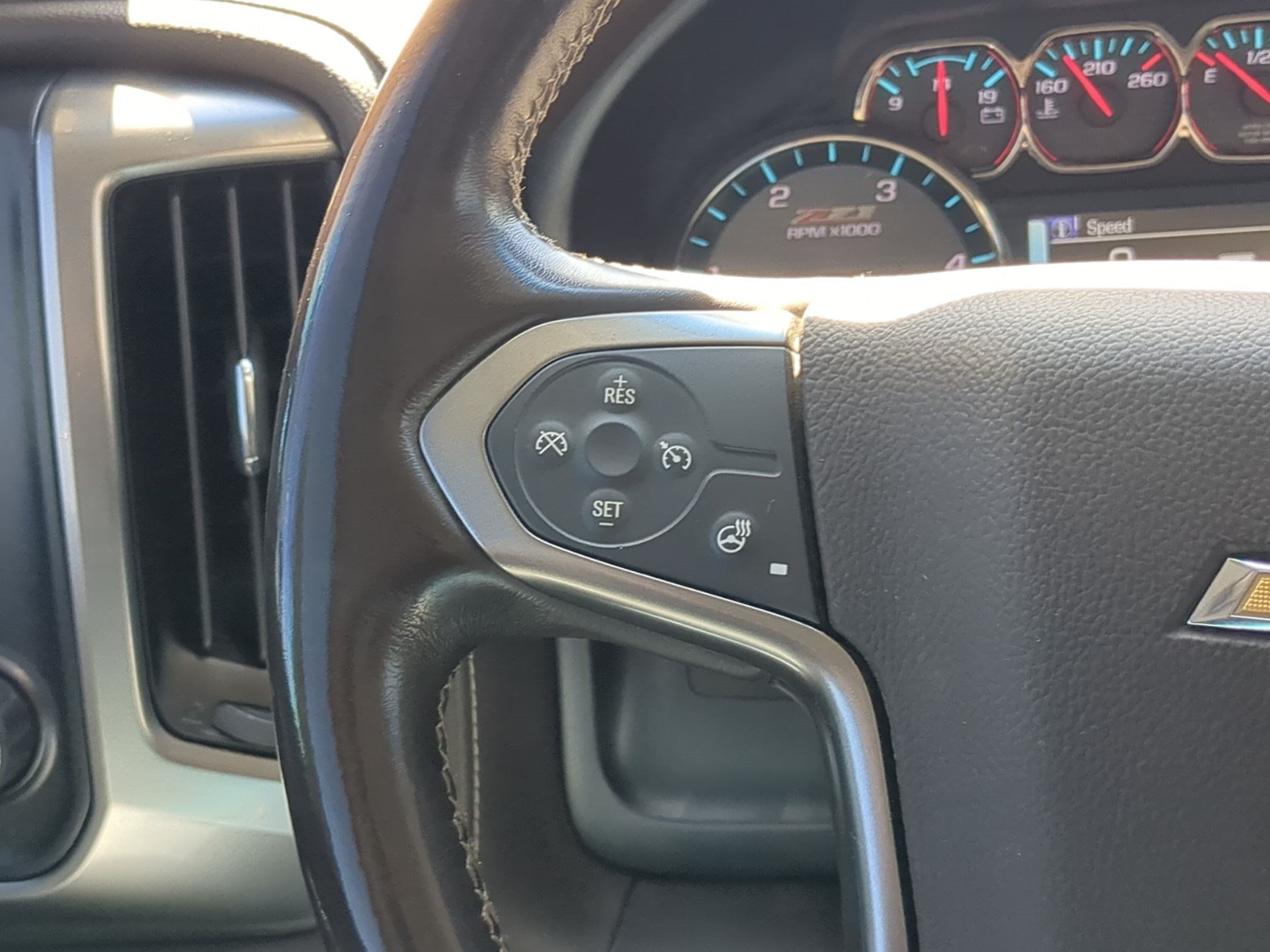 Used 2019 Chevrolet Silverado 2500 LTZ w/ Duramax Plus Package AWD/4WD image 19