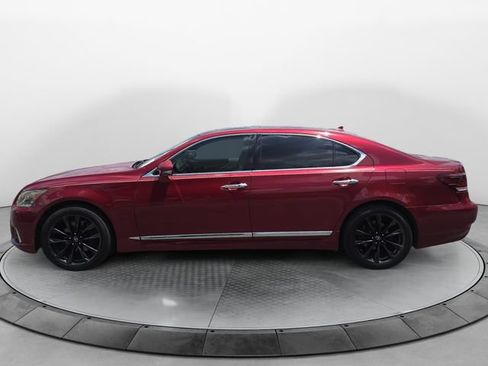 Used 2013 Lexus LS 460 L w/ Preferred Accessory Package RWD image 2