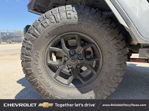 Used 2024 Jeep Wrangler Sport AWD/4WD image 10