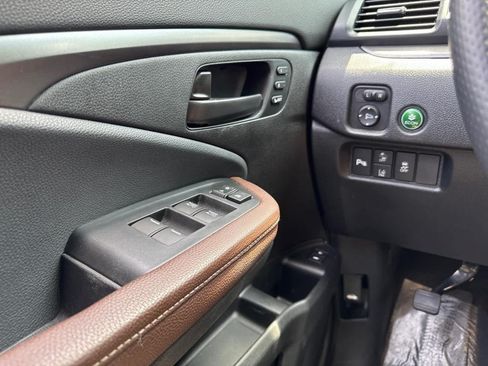 Used 2025 Honda Passport EX-L image 22