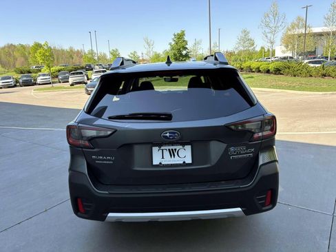Used 2022 Subaru Outback Touring XT w/ Popular Package #2 AWD/4WD image 6