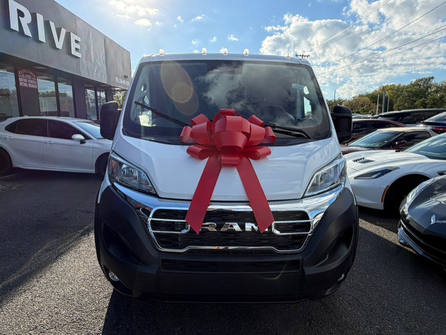 Used 2025 RAM ProMaster 2500 w/ U-Haul Equipment Group FWD image 5