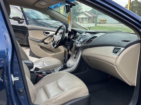 Used 2015 Hyundai Elantra Limited FWD image 12