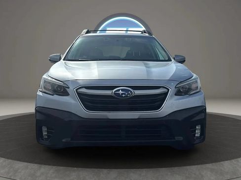 Used 2021 Subaru Outback Premium AWD/4WD image 7