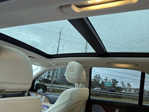 Used 2021 Mercedes-Benz GLE 350 w/ 3rd Row Seat Package image 34