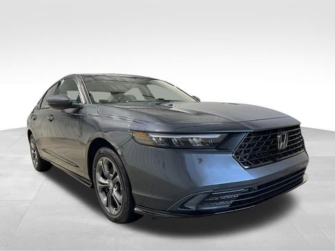 New 2026 Honda Accord EX-L image 9