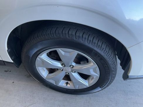 Used 2014 Subaru Forester 2.5i Premium w/ All-Weather Package image 28