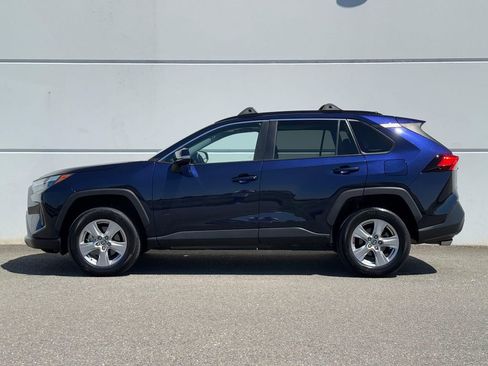 Certified 2022 Toyota RAV4 XLE w/ Convenience Package AWD/4WD image 4