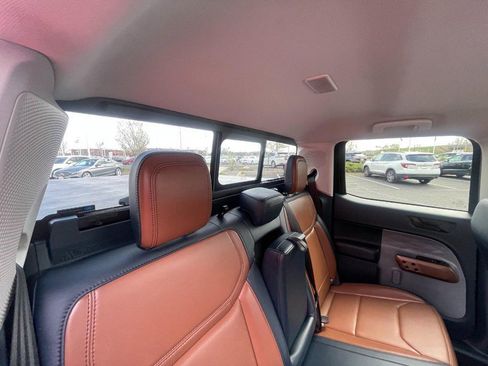 Used 2023 Ford Maverick Lariat w/ Equipment Group 500A Standard image 14