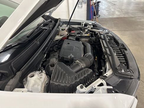 Used 2023 GMC Acadia SLE w/ Driver Convenience Package image 40