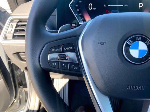 Certified 2023 BMW 330i Sedan image 22