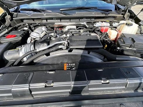 Used 2025 GMC Sierra 2500 Denali Ultimate image 31