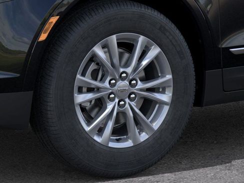 New 2025 Cadillac XT5 Luxury image 9