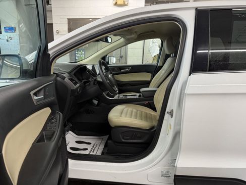Used 2024 Ford Edge SEL w/ Convenience Package image 23