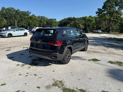 Used 2023 Volkswagen Taos S FWD image 4